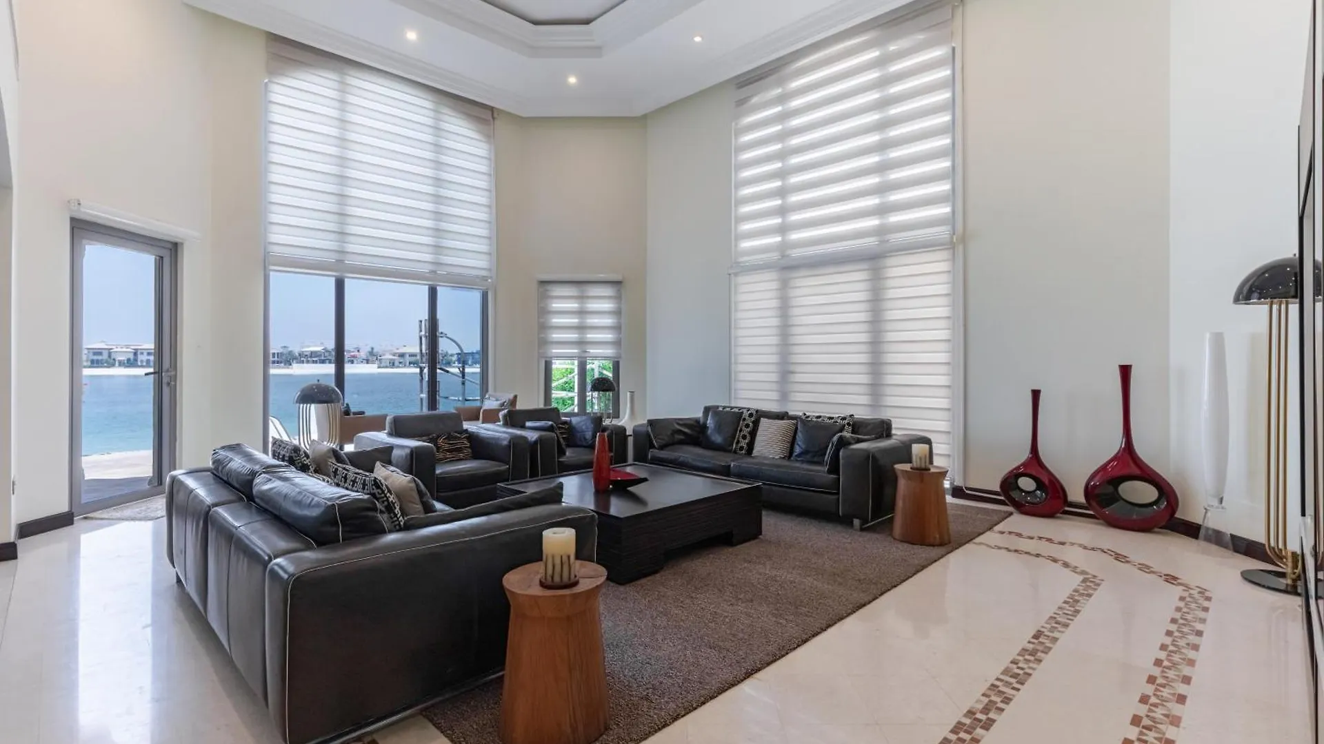 Private Pool & Direct Beach Access-4Bdr Villa Dubai 0*,  United Arab Emirates