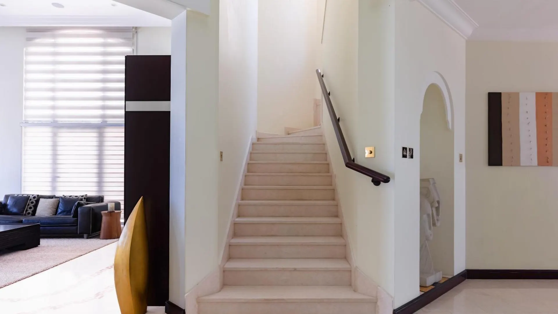 Private Pool & Direct Beach Access-4Bdr Villa Dubai
